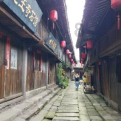 交口交警进客运企业 为“春运”宣传预热造势